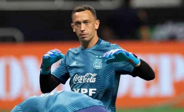 Boca Juniors inicia negociaciones para fichar a Agustín Marchesín