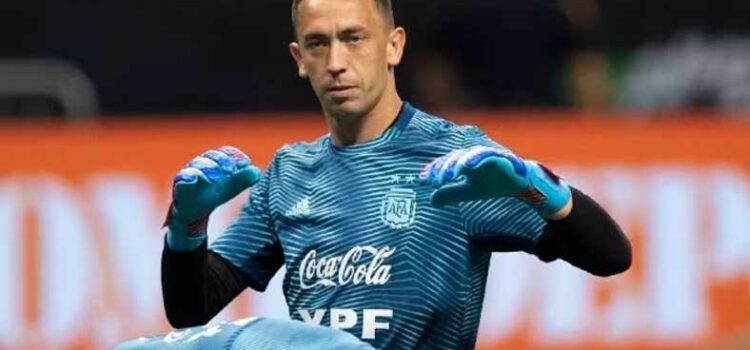 Boca Juniors inicia negociaciones para fichar a Agustín Marchesín